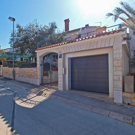 Apartments Lidija 1305 Пула Екстериор снимка